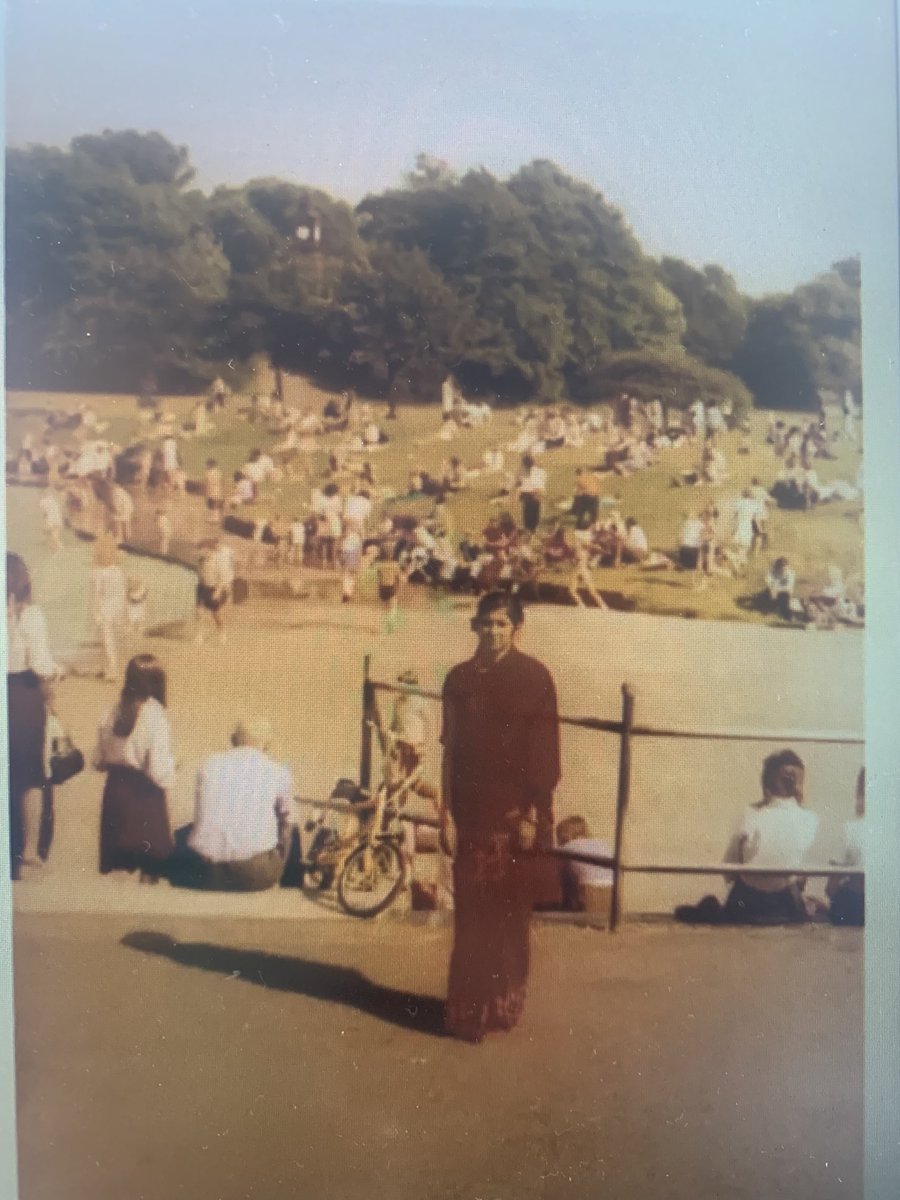 SohayaV's tweet photo. Anand Chhabra shares incredible #photographs from the 1960s on #British #Asian #visual #archives ‘A #picture tells a thousand words’ ⁦@GridHeritage⁩ #today https://t.co/LrnA1k0cBm