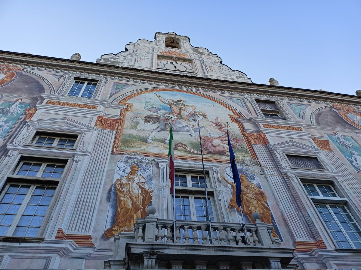 GiuliaPrior's tweet photo. Giornata super interessante a tema #Artico, nello sfondo dell'impressionante Sala del Capitano di Palazzo San Giorgio. Grazie a tutti i relatori e a @leoparigi per questa bellissima edizione di #ItaliaChiamaArtico.
@OArtico #ICA22 https://t.co/COShoW30kS