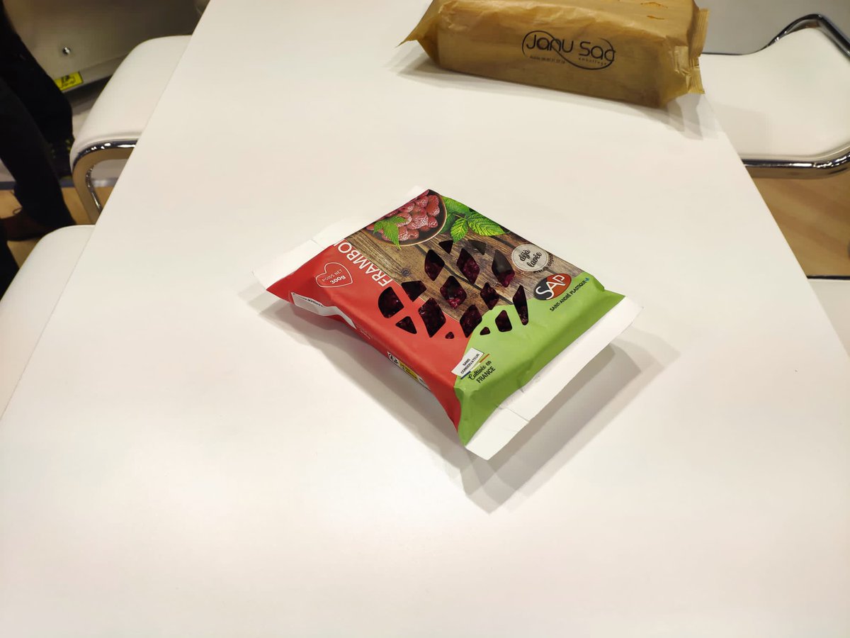 ulmapackaging's tweet photo. 📢 Last day at #FruitLogistica2022 with positive feelings! Don't miss the opportunity to visit us and discover all #sustainable #packaging #solutions for #fruit and #vegetables that we can show you! We are at Hall 3.1 Booth A03!
#ULMAweCare #SustainablePackaging #MeetonSiteAgain https://t.co/41nje4pUbm