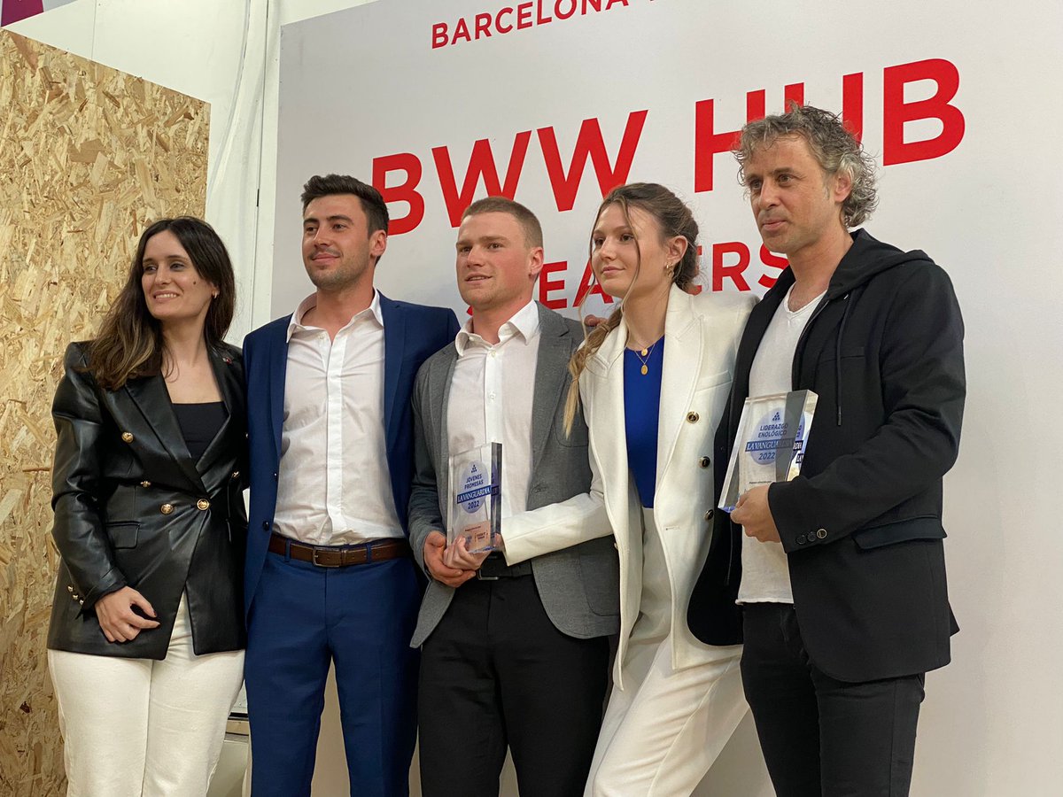 DO Pla de Bages (@dopladebages) on Twitter photo Bona representació als premis de la Guia de Vins de <a href="/LaVanguardia/">La Vanguardia</a> a la <a href="/bcnwineweek/">Barcelona Wine Week</a>
🏅Premi al lideratge enològic per Joan Soler, de <a href="/CanSerraExibis/">Exibis</a> .
🏅Premi a les joves promeses pels tres germans d'Entrebosc.
🏅Premi a la identitat vitivinícola per <a href="/vinsabadal/">Abadal</a> Bona representació als premis de la Guia de Vins de <a href="/LaVanguardia/">La Vanguardia</a> a la <a href="/bcnwineweek/">Barcelona Wine Week</a>
🏅Premi al lideratge enològic per Joan Soler, de <a href="/CanSerraExibis/">Exibis</a> .
🏅Premi a les joves promeses pels tres germans d'Entrebosc.
🏅Premi a la identitat vitivinícola per <a href="/vinsabadal/">Abadal</a>