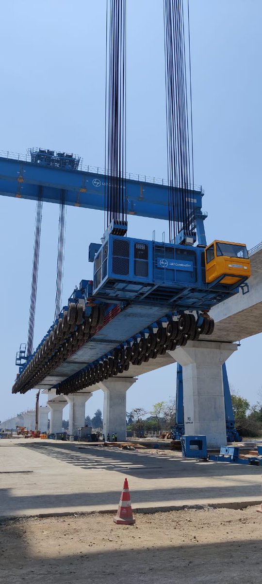 AshwiniVaishnaw's tweet photo. Girder launcher placed on viaduct of bullet train. New construction technologies in railways. https://t.co/Mx7NZMT5D9