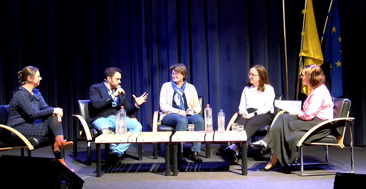 onderwijs_Vl's tweet photo. ▶️ Met een eindconferentie hebben we het project #PLAR4SIMP afgerond – belangrijke stappen zijn gezet om studentenmobiliteit inclusiever te maken. De gepresenteerde tools en videoportretten vind je terug op de  🔗 https://t.co/hOtA5kOlAu. #InclusiveMobility https://t.co/AD7MmCSACT
