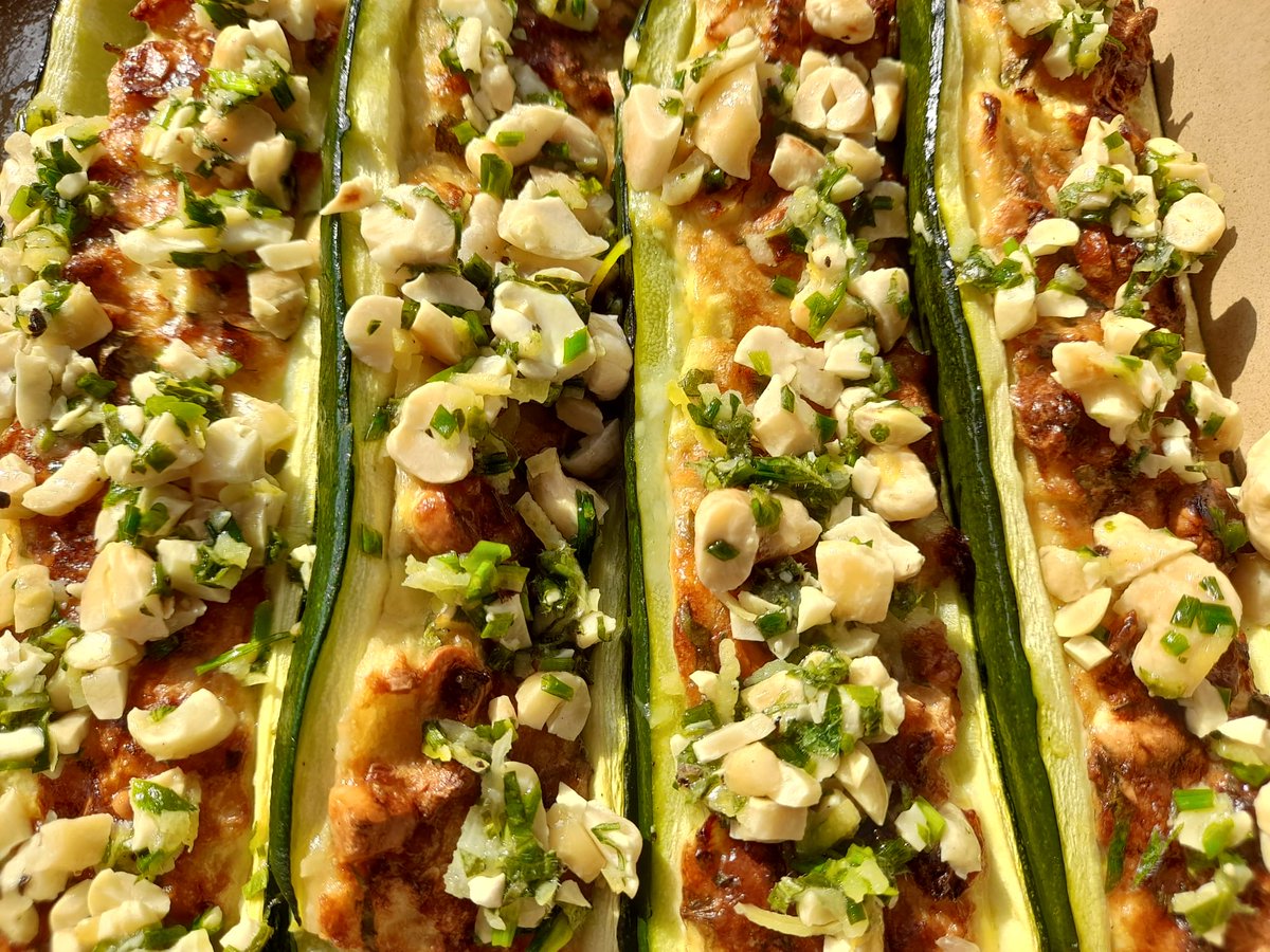FornettoOven's tweet photo. Here is another pincho idea: Courgettes stuffed with manchego cheese, cashews, lemon, cumin and herbs topped with a herb and nut salsa. #Fornetto #Barbecue #GasBarbecue #foodie #homecooking #foodie #homemade #pincho #pinchos #pintxos #pintxo #stuffedcourgette #manchegocheese https://t.co/0lAWFnHAVW