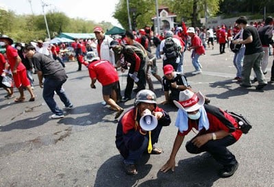 udd_red's tweet photo. #12ปีรำลึกเมษาพฤษภา53 ตอนที่ 8
จากบทบรรยาย ยุทธการขอคืนพื้นที่ เมษา 53
(เหตุการณ์วันที่ 10 เมษายน 2553)
#นปช #คนเสื้อแดง #UDDnews #ยูดีดีนิวส์
อ่านเพิ่มที่ https://t.co/iT2rTz8GPe https://t.co/EoadKe4Q17