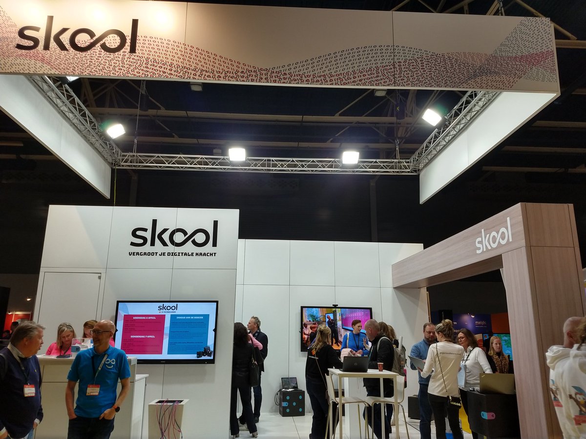 SkoolNL's tweet photo. Zien wij jullie vandaag op de @IPONevent ? Stand B085.
#skool #ipon2022 #basisonderwijs https://t.co/ZpdOj0g00B