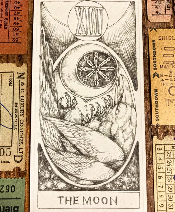 月【THE MOON】のタロットカードが描けました。 