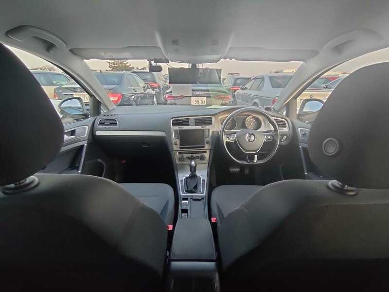 Cars360_'s tweet photo. IN TRANSIT
2015 Volkswagen Golf TSI
♦️1200CC Petrol Engine
♦️2WD
♦️5-Seater
♦️Keyless Entry
♦️CD Changer
♦️Cruise Contrtol
♦️Power Steering
♦️Power Mirrors
♦️Alloy Wheels
KSHS 1,441,000
📞0703 111 666
#carsforsale #cars #carimports #customizedcars #cars360 https://t.co/IrD8txABGZ