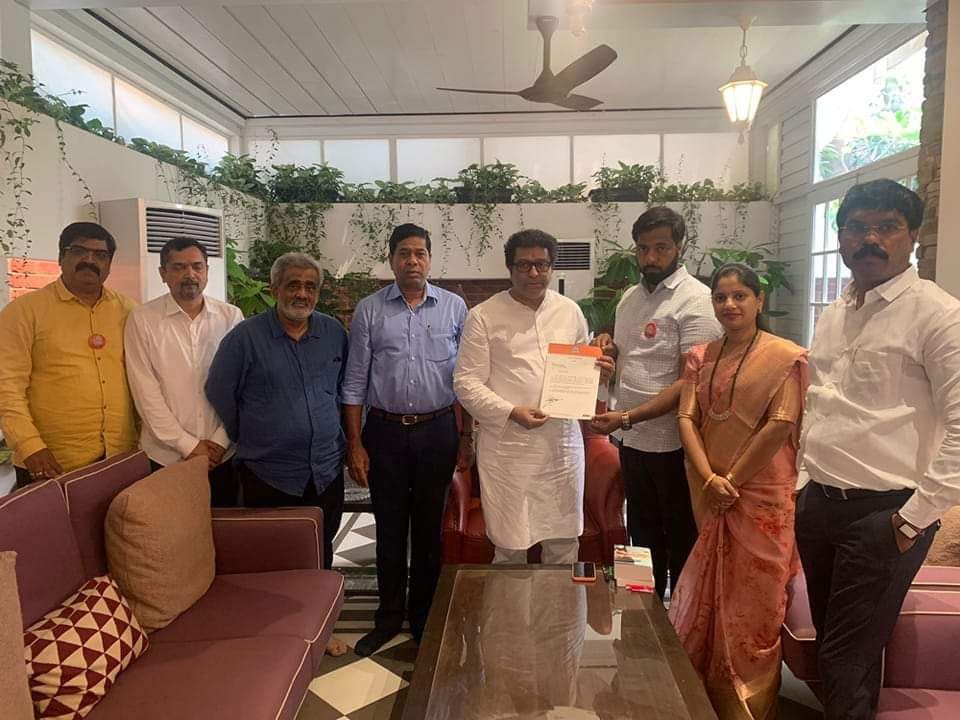 Omkar217's tweet photo. महाराष्ट्र नवनिर्माण सेनेचे अध्यक्ष मा. श्री. राजसाहेब ठाकरे यांच्या आदेशाने आज नगरसेवक श्री. साईनाथ संभाजी बाबर यांची पक्षाच्या पुणे शहर अध्यक्षपदी नियुक्ती करण्यात आली आहे. नव्या जबाबदारीसाठी श्री. साईनाथ बाबर यांचे मनःपूर्वक अभिनंदन आणि भावी राजकीय वाटचालीसाठी शुभेच्छा. https://t.co/bYW0NqYJFS
