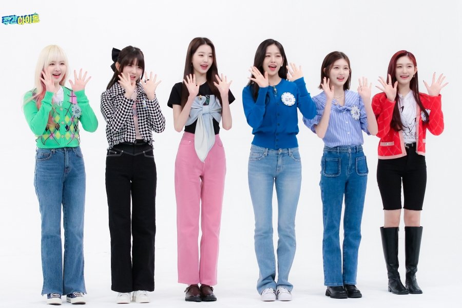 monteumee's tweet photo. WHY DO I SEE MASHIHO=LIZ, JIHOON=YUJIN , AND JUNKYU=GAEUL BY THEIR OUTFITS HJSKDJDJSKLKXNM https://t.co/O0Y0y3JYN8