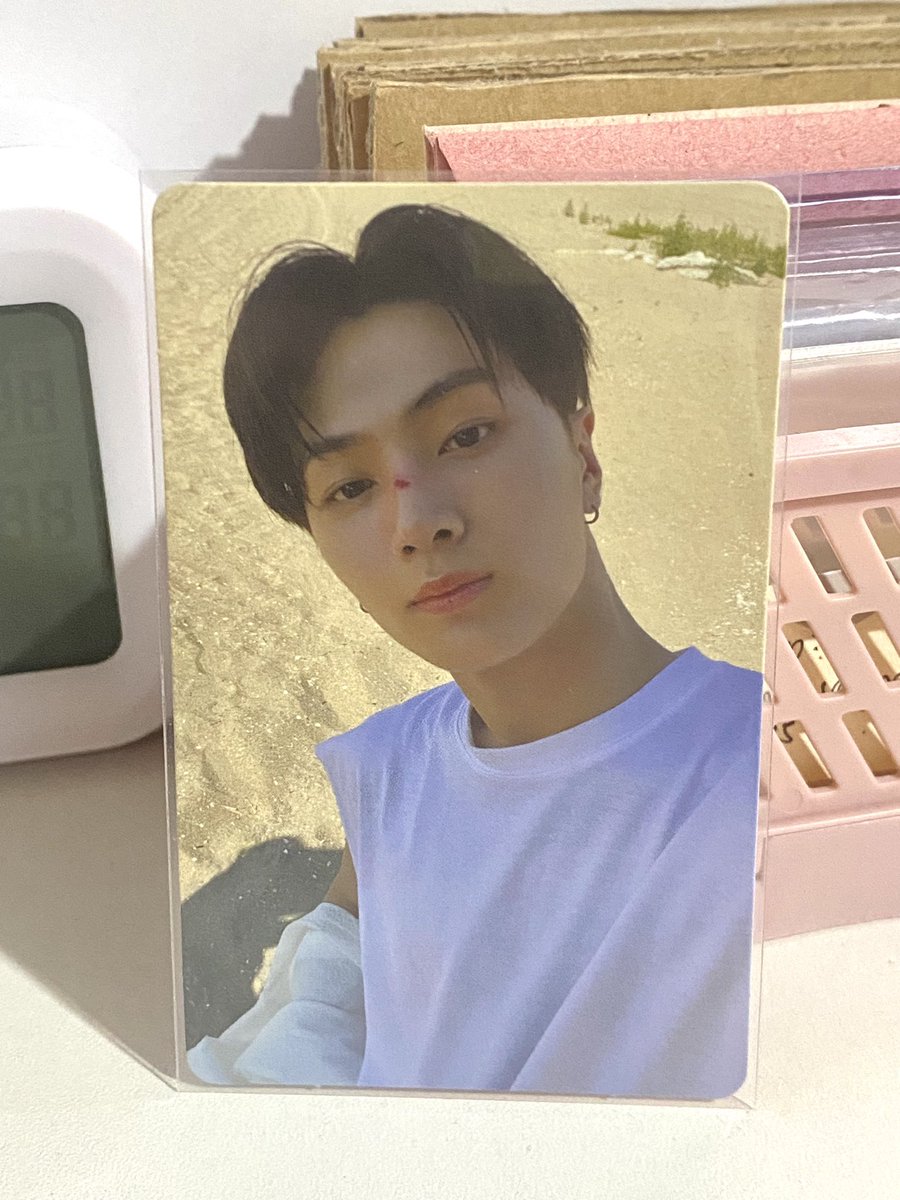 vantehauls's tweet photo. wts lfb 🛒 *✧｡* 

— jay sugat / jay ody selca
— 300 + sf
— onhand
— mint condi

mod: ggx 
rfs: no sparks na :( https://t.co/xo3B6BVU2a