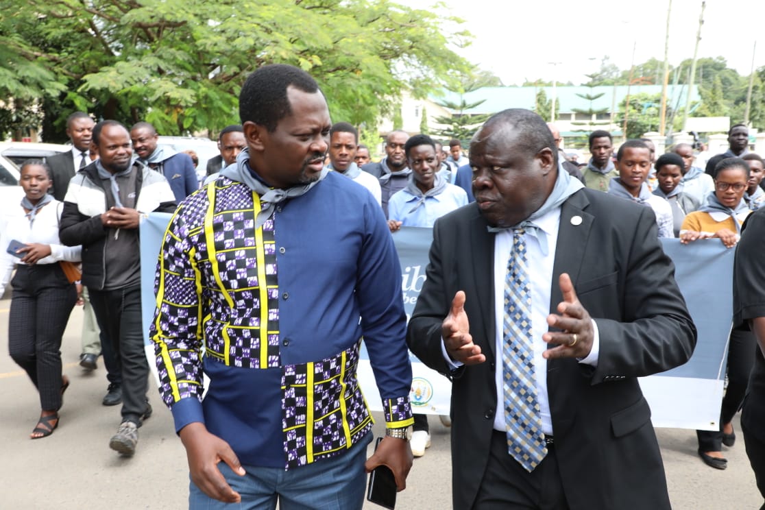 jumuiya's tweet photo. #Kwibuka28 "Our presence here to commemorate the painful fate of Rwanda’s history and renew our commitment to the ‘Never Again’ cause, is a visible sign of cohesion &amp; oneness that shows that in EAC we are one People" -EAC DSG @bazivamo https://t.co/sC3bbS7Mcf