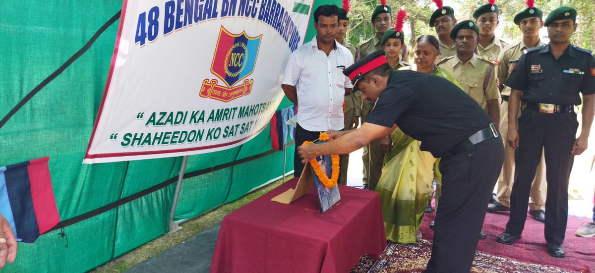 nccwbskm's tweet photo. #ShaheedonKoShat Shat Naman 
A felicitation ceremony was org by 48 Bengal Bn NCC under the aegis of Kalyani Group at Barrackpore  Cantonment where 04 NoKs of brave heart from District 24 Parganas were presented with the mementos.@HQ_DG_NCC https://t.co/NkT8ulFqlP