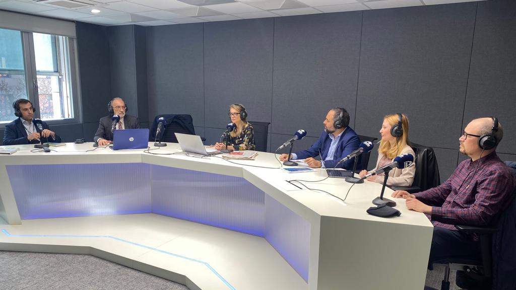 #EnDirecto | ¡Arranca con I de Inmobiliario! Hoy le tomamos el pulso al sector 🏠 con 
👤Víctor González <a href="/solvia_es/">Solvia Inmobiliaria</a> 
👤María Matos <a href="/fotocasa/">fotocasa 📸🏠</a> 
👤Germán Pérez Barrio <a href="/UVEVALORACIONES/">Uve Valoraciones</a> 
👤Rafael Pinedo de Gloval
👤Rocío Pina y Carmelo Rodríguez de Beyome

intereconomia.com/directo