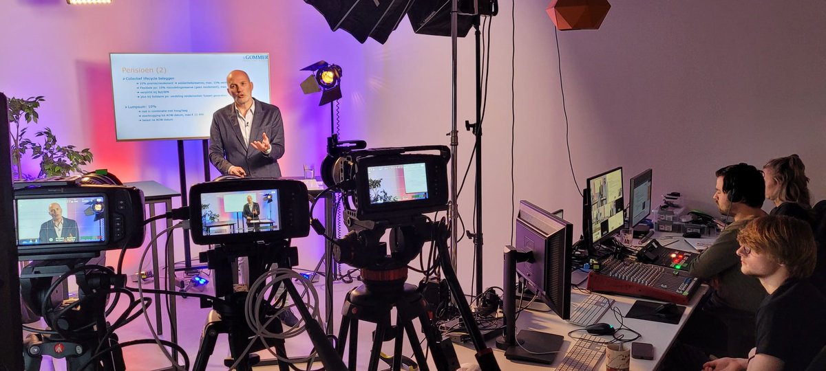 ON AIR: <a href="/TheoGommer/">@TheoGommer</a> tijdens de live-uitzending van SEH College Tour. Hij vertelt over de aandachtspunten van de Wet Toekomst Pensioenen. Een uitzending van SEH, powered by Oostdam &amp; Partners.