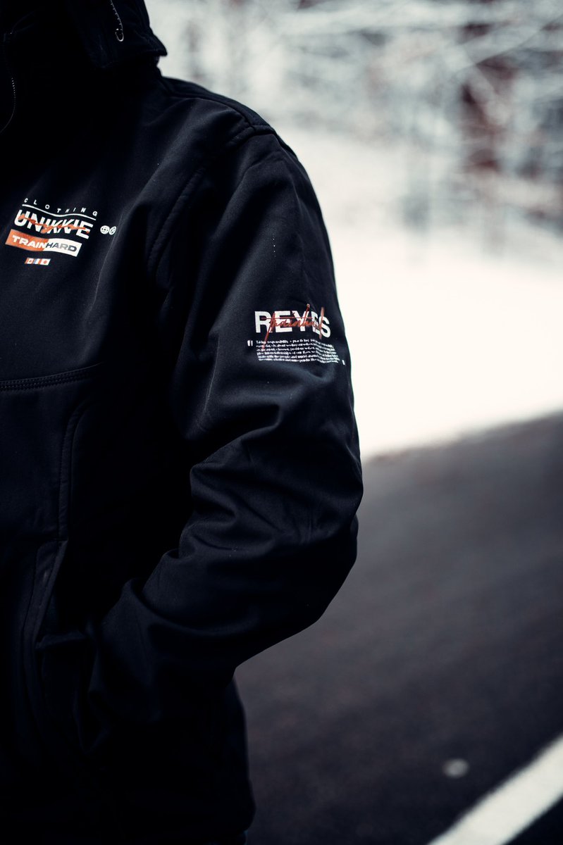 Pour notre passage au salon de l’automobile à Lyon ! #Concours 

Tentez de remporter l’ensemble de la collection Reyes Racing x Unikkie 🏷
L’équivalent de 350€ d’achat 📦

Pour participer :
🏷 Follow <a href="/ReyesClothes/">RYS Studio</a> 
🏷 RT le tweet 

reyes-clothing.fr/fr/52-reyes-ra…