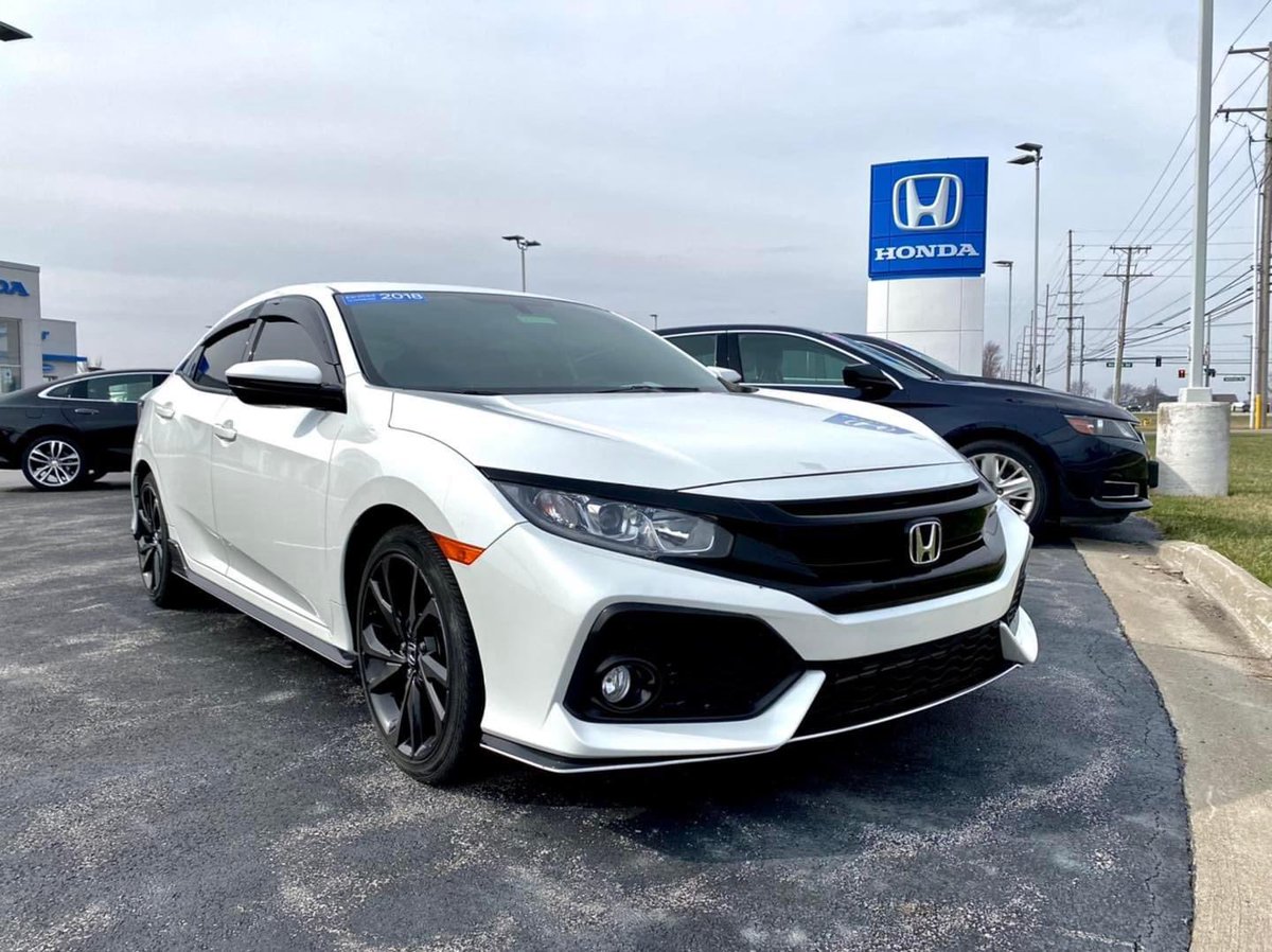 thayerhonda's tweet photo. Our pre-owned pick of the week goes to this ‘18 Civic Sport! This ride has low miles, one previous owner, backup camera, Bluetooth, and is a Honda Certified pre-owned vehicle ✅ Schedule your test drive today! #ThinkThayer #HondaCivic #HondaLove https://t.co/tIXDgWaSLC