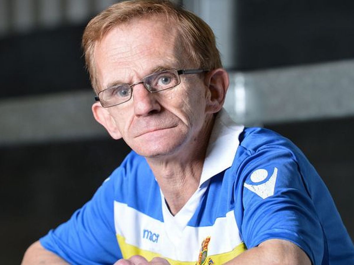 wingdonfc's tweet image. Game day at Skehes End:

Capacity 680

Attendance 1050.