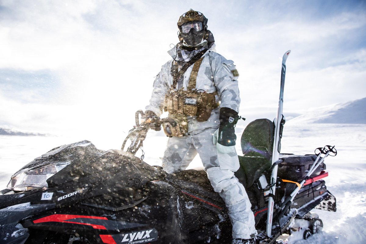 US_SOCEUR's tweet image. #SOFsupport keeps the mission going and our dedicated Service Members have gotten the message out about the great work all our #NATO allies and partners are doing to strengthen our interoperability in the European Theater and beyond. #Thread of best photos from the current team