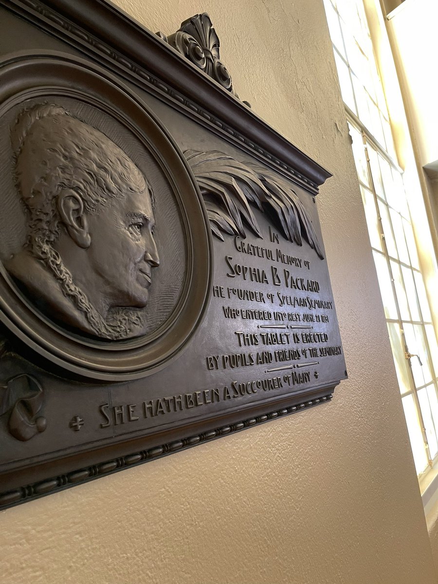 SpelmanCollege's tweet image. Happening now: The 141st #SpelmanFoundersDay Convocation. Watch here: facebook.com/spelmancollege