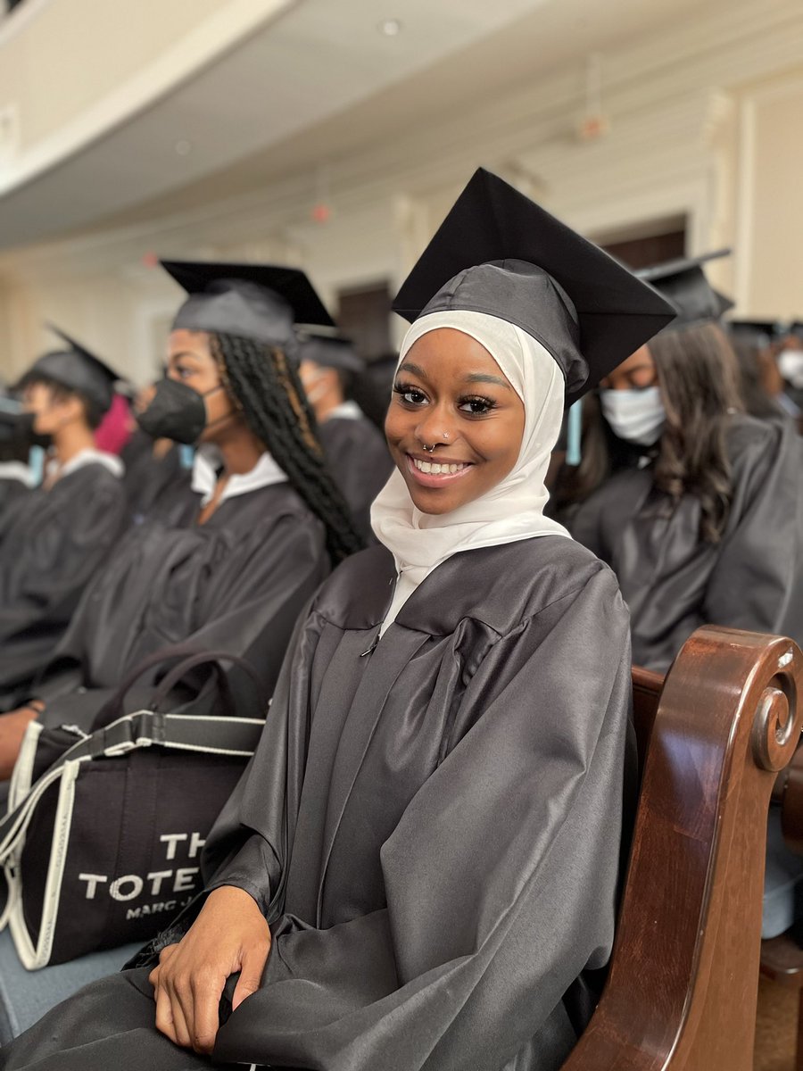 SpelmanCollege's tweet image. Happening now: The 141st #SpelmanFoundersDay Convocation. Watch here: facebook.com/spelmancollege
