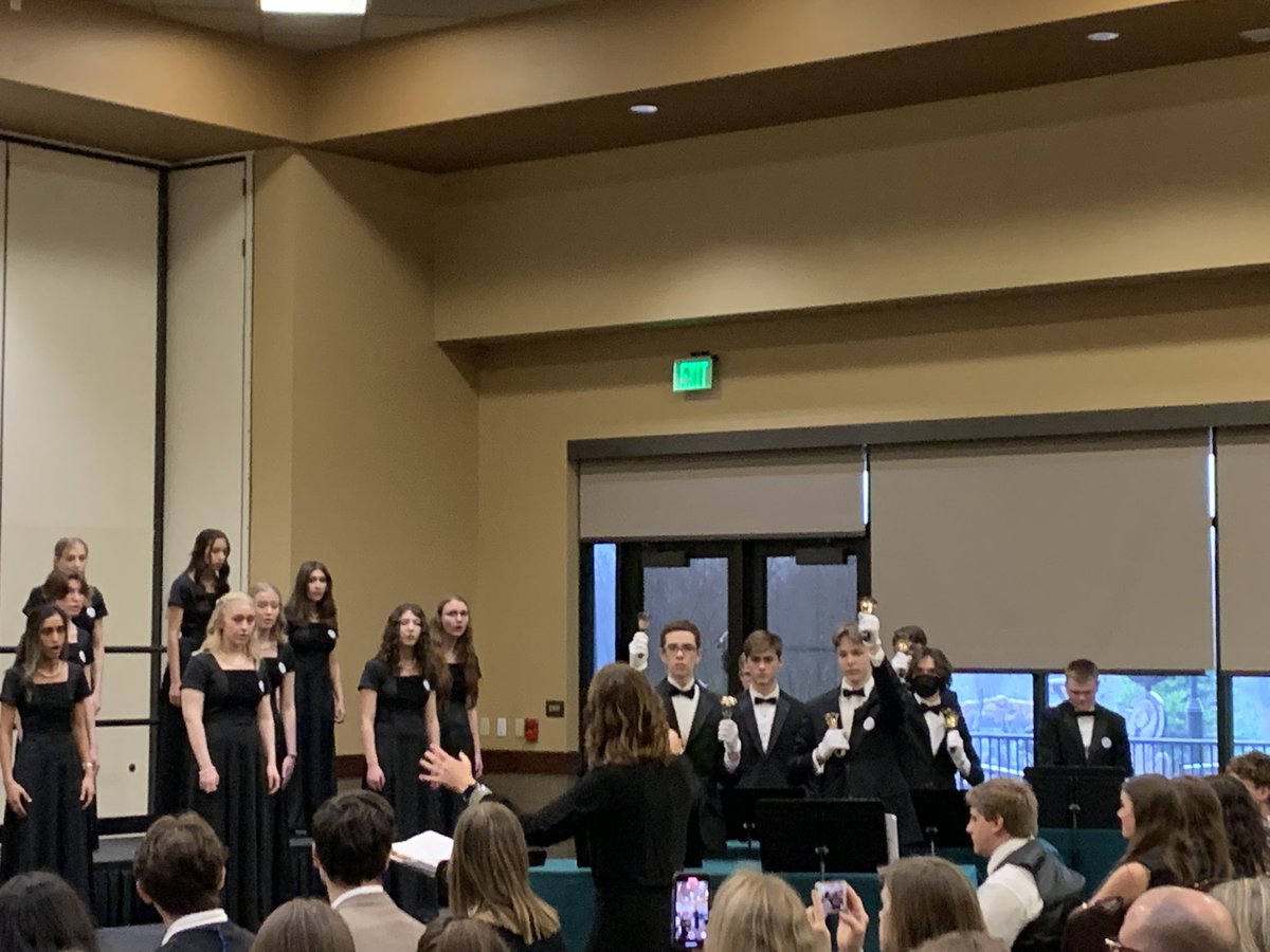 NASD712Director's tweet photo. 👏🏻🔵⚪️🦅🎶 Amazing performance by @NazChorus Nightingales &amp; their accompanists on the bells‼️ So proud to have them represent our school at the PMEA State Festival‼️ https://t.co/B3H5DRNuop