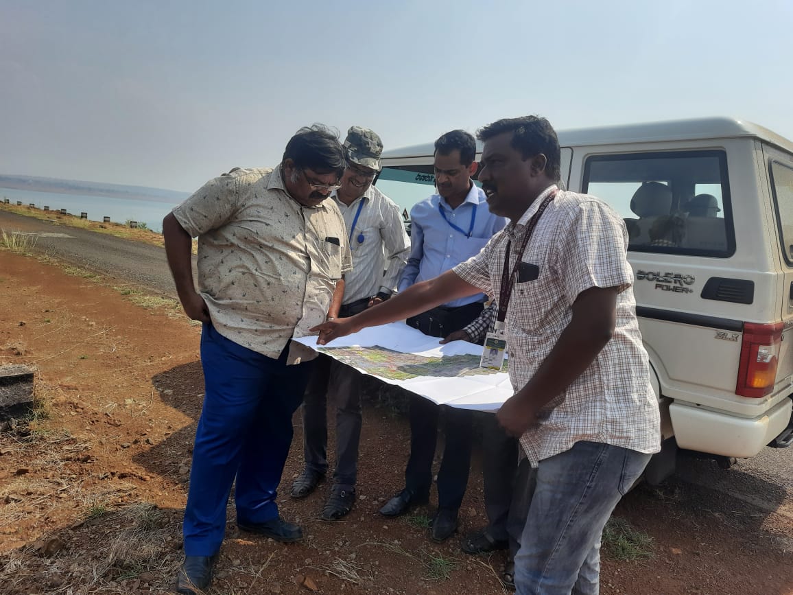 ddf_belagavi's tweet photo. Additional director of fisheries (inland) Sri D Thippeswamy visited Hidkal dam to select site for proposed Aquarium under PPP mode. https://t.co/s36VRvGcO8