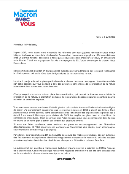 MaximeZucca's tweet photo. 1-Emmanuel Macron vient d'envoyer sa lettre d'amour au président des chasseurs. C'est assez édifiant. Même si l'on relève sa concession concernant la chasse des espèces menacées (mais qui n'est pas formulée sous la forme d'un engagement), les points suivants sont inquiétants : 👇 https://t.co/AxGtdn9wBc