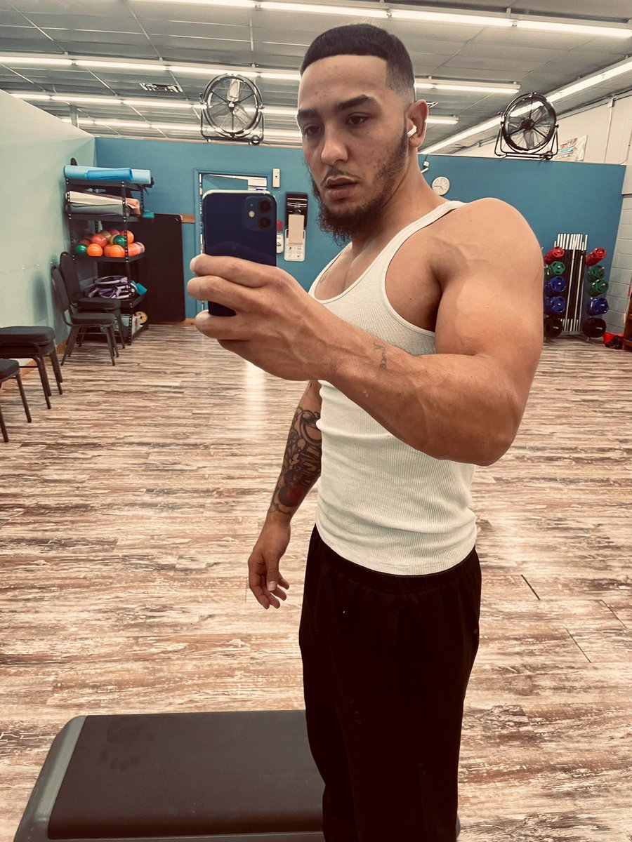 mikeyrunshit's tweet photo. Oh yeah just remember im Big Dawg 🦍 https://t.co/gobBNsarKn