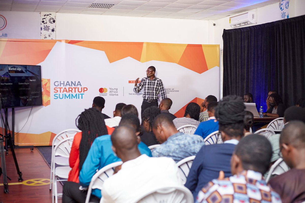 GhanaTechLab's tweet image. Incubation Pitch Day - Pitching

The startup Decoders is focused on creating a conducive environment for both landlords and tenants to transact smoothly and effectively.

Decoders is from Eastern Tech Hub

#GhanaStartupSummit
#StartupSupport
#GTLImpact
#NationalIncubationPitchDay