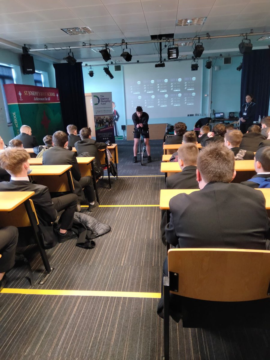 BBHealthForum's tweet photo. The #FACTproject in partnership with @StJosephsDerry would like to thank @tridanquigley & BBHF staff, who delivered mental health awareness, nutrition & exercise sessions today, helping raise awareness on the benefits of a healthy lifestyle for #WorldHealthDay. @TNLComFundNI @WHO https://t.co/ASNINoLudv