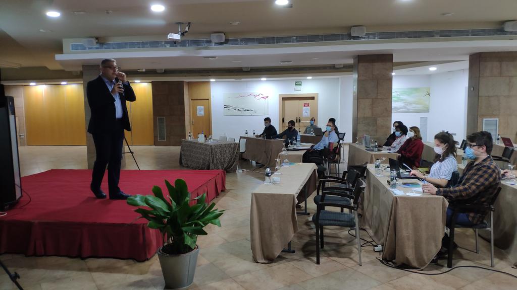 inextvir's tweet photo. The @inextvir ESRs actively attending and participating in school 2. First session started with @JLAP___ @INIA_es Thank you for such and interesting presentation!! https://t.co/plwH9a8Q9f