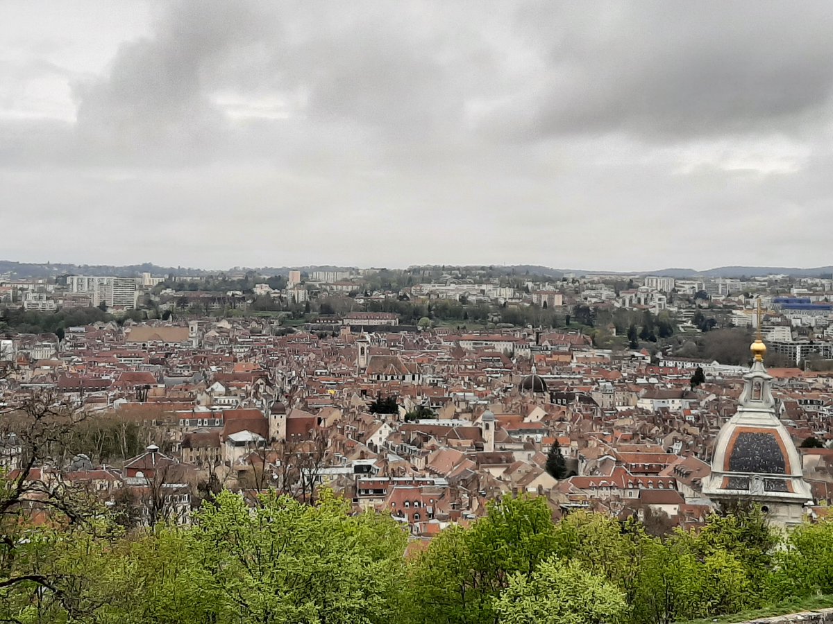 BiAAFrAntiq's tweet photo. Fin du colloque #Frantiq visite de #Besançon Merci pour l'accueil @MSHE_Ledoux @ISTA_labo https://t.co/VJDBKCKxKS