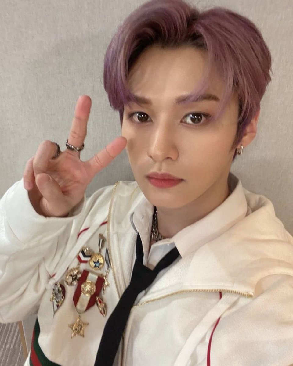 SKZ__District's tweet photo. 📱 Обновление официального Инстаграма Stray kids:
[Minho🐱]

 «MCountdown! 🤩
  #LeeKnowCute»

©realstraykids

@Stray_Kids 

(1/2)

~ОпаРора🤍 https://t.co/fuh9mEDlci