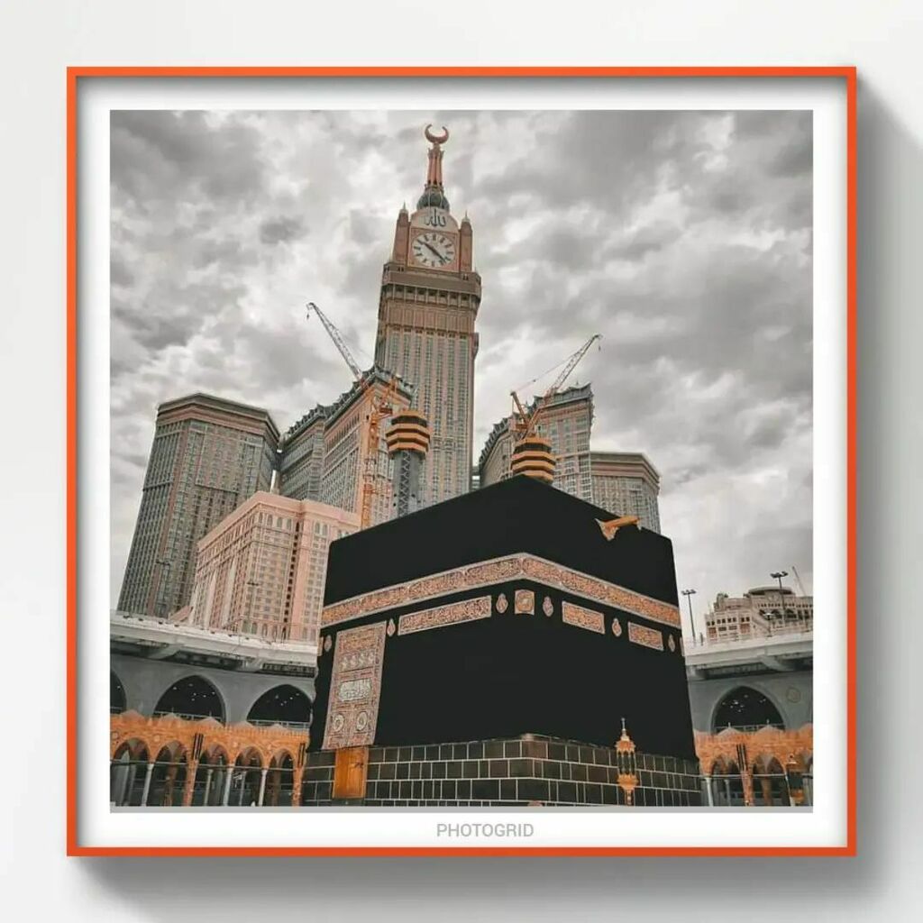 ZohaibGroup's tweet photo. The Holy Makkah!!! 🖤
•
•
•
#Makkah #MakkahMadina #Islamic
#IslamicPosts #IslamicPics
#ZohaibGroup #ZohaibWorld https://t.co/OYhDy0KeLb https://t.co/7FhQLdEiV4