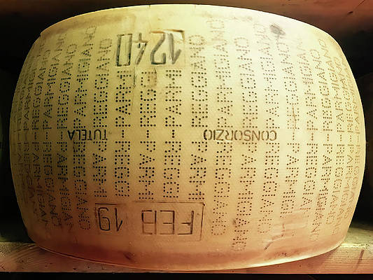DeborahLeagueFA's tweet photo. #cheese #cheeseblock #cheesewheel #parmesan #parmigianoreggiano #parmigiano #tabletop #foodporn #foodstudio #foodie #foodstyling
https://t.co/742N3BpTVw
#springforart #GiftThemArt https://t.co/j1cbx8UB3c