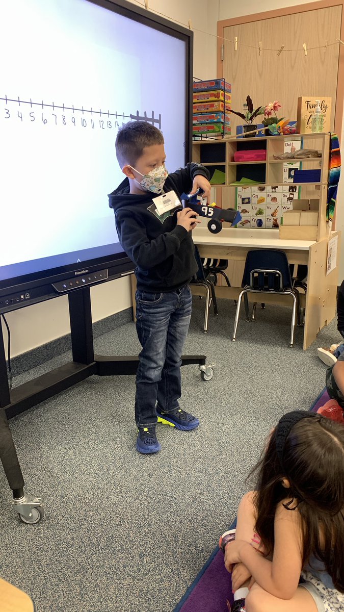 MrsCardenaaas's tweet image. Finished Transportation unit with a DIY vehicle project utilizing their imagination, recycled home items and their engineering skills. Observed, wrote, and measured their cars. @TeamRiverchase @PamNHenderson @CFBISD @DrChapmanCFBISD #cfbisdprek #stemprek #bilingualprek