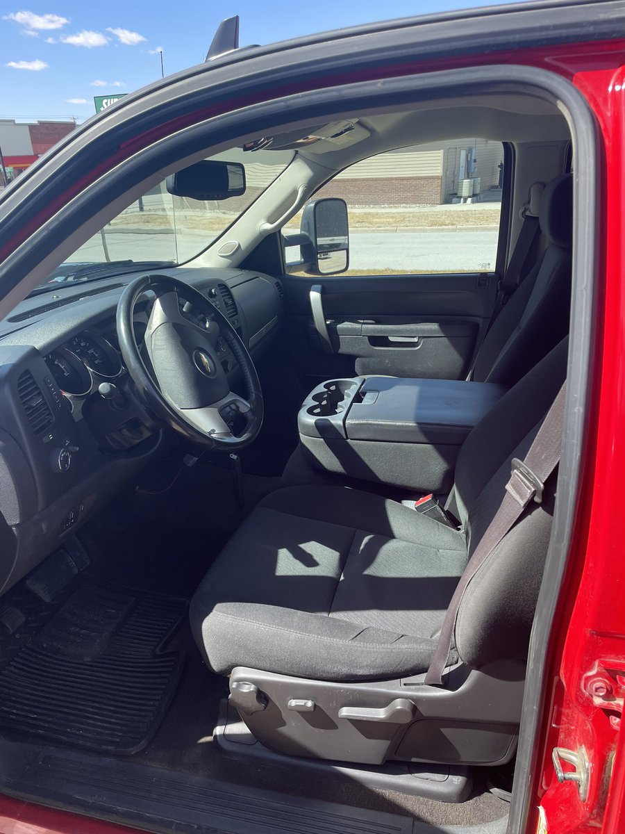 6_austen's tweet photo. FOR SALE
2014 2500 Duramax
104k miles 
1,500 miles on new tires

EFI Live 5 Stage
-5” exhaust w/ resonator 
- deleted at 75k miles when DEF went out and it was too old to be on warranty 

Solid pickup, Dad is just updating

$39,000 OBO https://t.co/mRZa9R1qUy