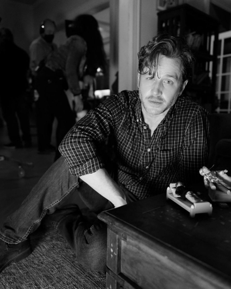 Aaaaand there it is 😍😍😍

<a href="/JoshDallas/">joshdallas</a> #Manifest