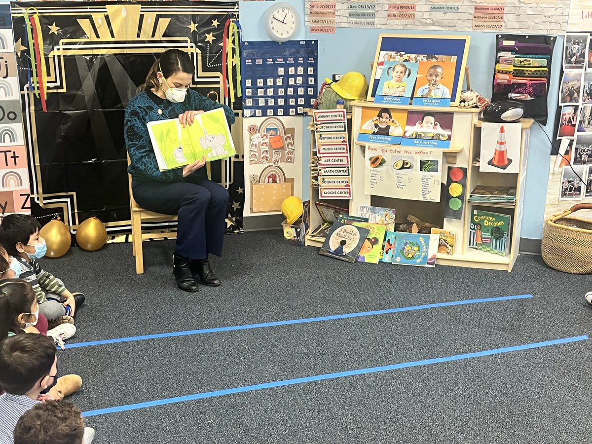 Damaris30719890's tweet photo. Children’s Playhouse wants to thank State Representative Elizabeth Fiedler for joining us today for the Week Of The Young Child! #FirstUpEarlyEd #PAforPrek #WOYC22 https://t.co/rdQFdqu0R1