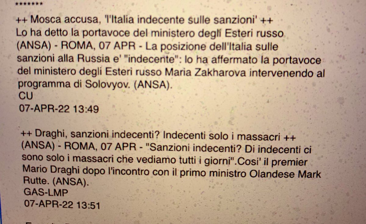 OGiannino's tweet photo. A Putin sta sul gozzo il ruolo esercitato da Draghi sulle sanzioni a Russia, in primis quelle più efficaci cioè su pesantissimi limiti imposti a banca centrale russa. Ottimerrima risposta immediata di Draghi https://t.co/yMiW8Wsif9