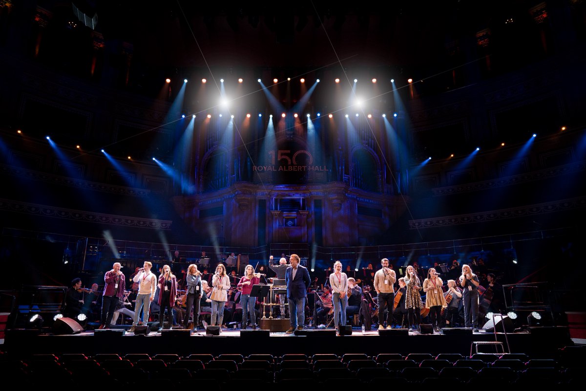 Welsh of the West End (@welshwestend) on Twitter photo What an honour to perform with Sir Bryn Terfel and the <a href="/BBCCO/">BBC Concert Orchestra</a> at the <a href="/RoyalAlbertHall/">Royal Albert Hall</a> ✨ Diolch! What an honour to perform with Sir Bryn Terfel and the <a href="/BBCCO/">BBC Concert Orchestra</a> at the <a href="/RoyalAlbertHall/">Royal Albert Hall</a> ✨ Diolch!