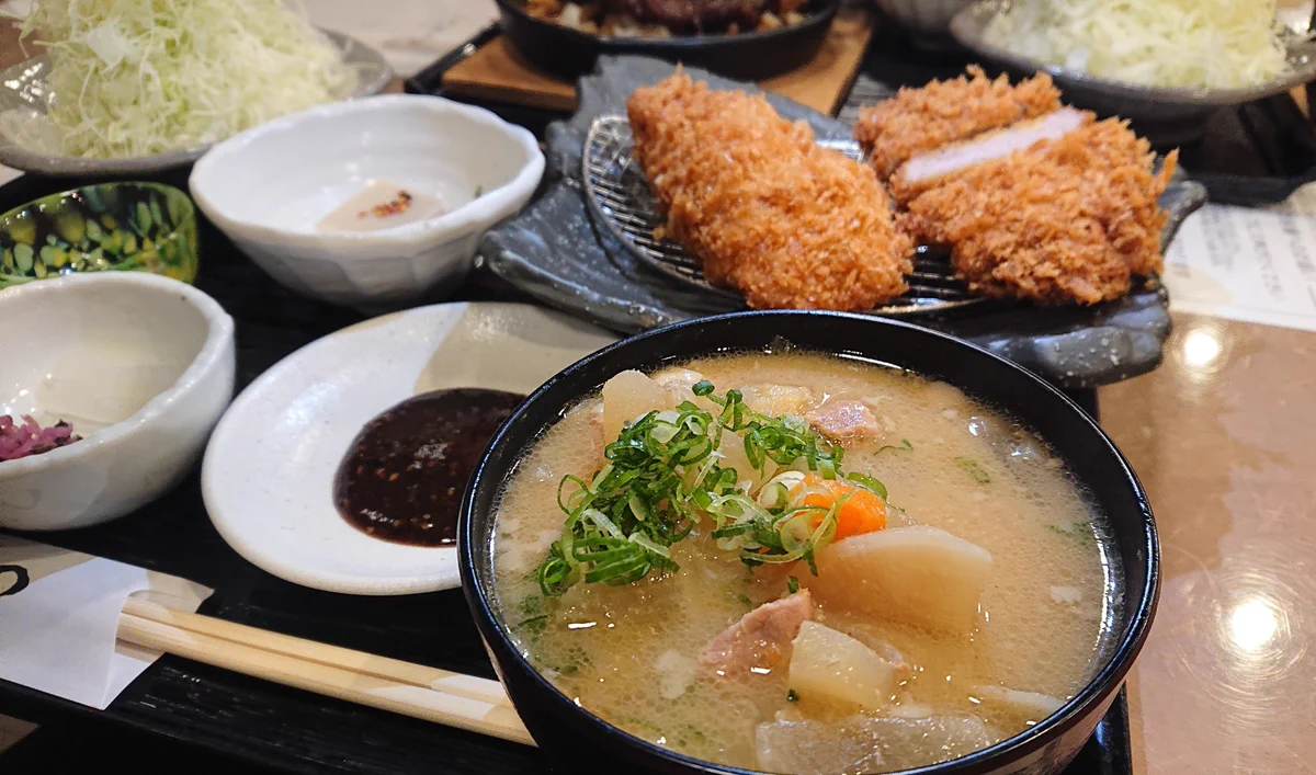 【話題】とんかつ店まるかつ当店では現金のみです