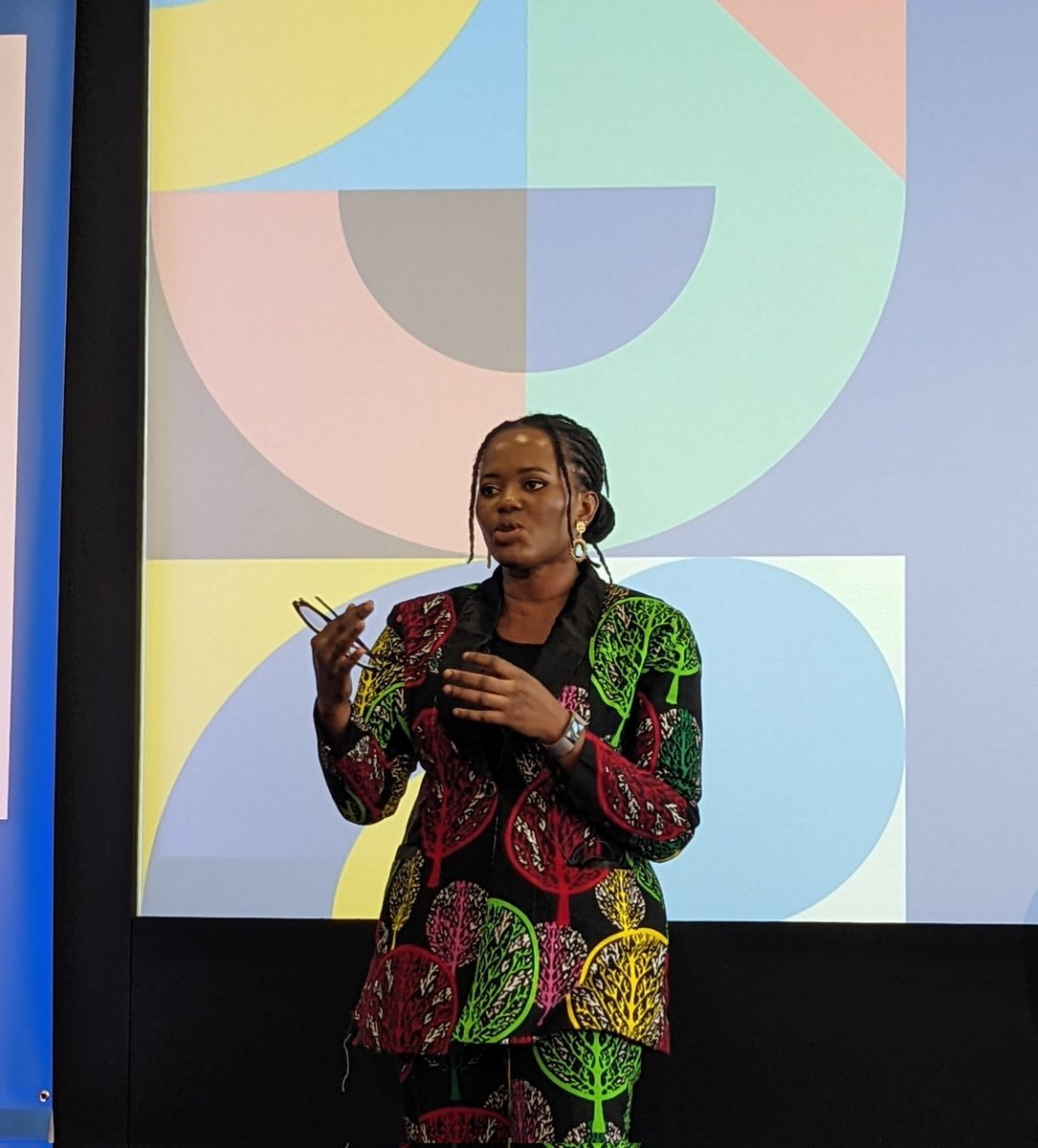 Can we take a moment to appreciate the Black female expertise in SEO? Incredible. 👏🏻 <a href="/RejiYates/">Reji</a> <a href="/chimammeje/">chima mmeje🏳️‍🌈</a> <a href="/brightonseo/">brightonSEO</a>