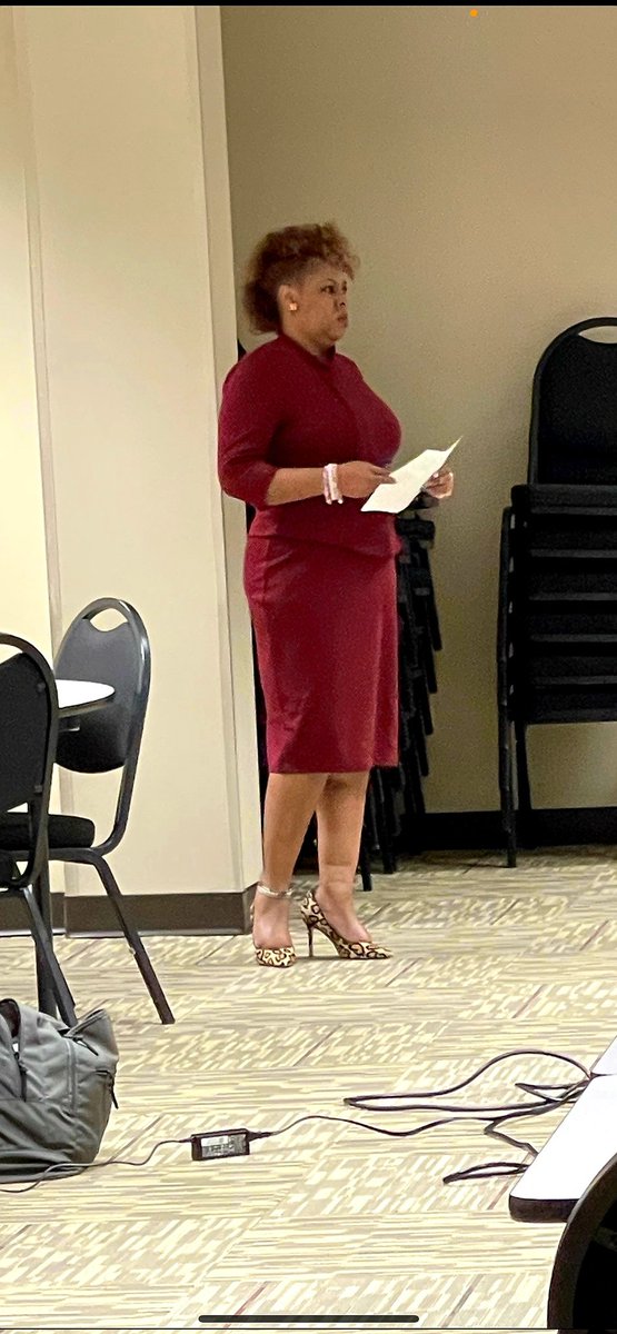 cgm730's tweet image. EC Executive Director Natashalyn Snipes and Behavior Support Specialist  Cicily Marsh presented an brief overview of FBA/BIP/MDR in a Session at the Vance County Schools Administrators meeting  Laser-Focused Leadership &quot; It&apos;s Time for Spring Cleaning&quot;
#VanceCoProud
#VCSShare