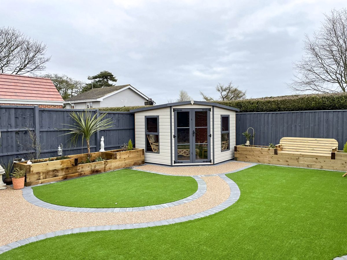 Resin Mill (@resinmill) on Twitter photo Walkways should be attractive, but also practical and easily maintained additions to your outside space. 🏡⛲️
Resin bound paths require minimal maintenance and offer fantastic drainage, not to mention they look absolutely fantastic! 📷 <a href="/Grosvenorgrass/">Artificial Grass and Landscaping</a> Walkways should be attractive, but also practical and easily maintained additions to your outside space. 🏡⛲️
Resin bound paths require minimal maintenance and offer fantastic drainage, not to mention they look absolutely fantastic! 📷 <a href="/Grosvenorgrass/">Artificial Grass and Landscaping</a>