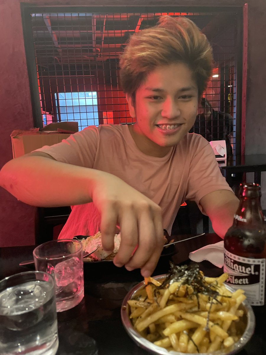 H_I_V's tweet photo. pov: we out on a pobla date https://t.co/VTtVdHFypi