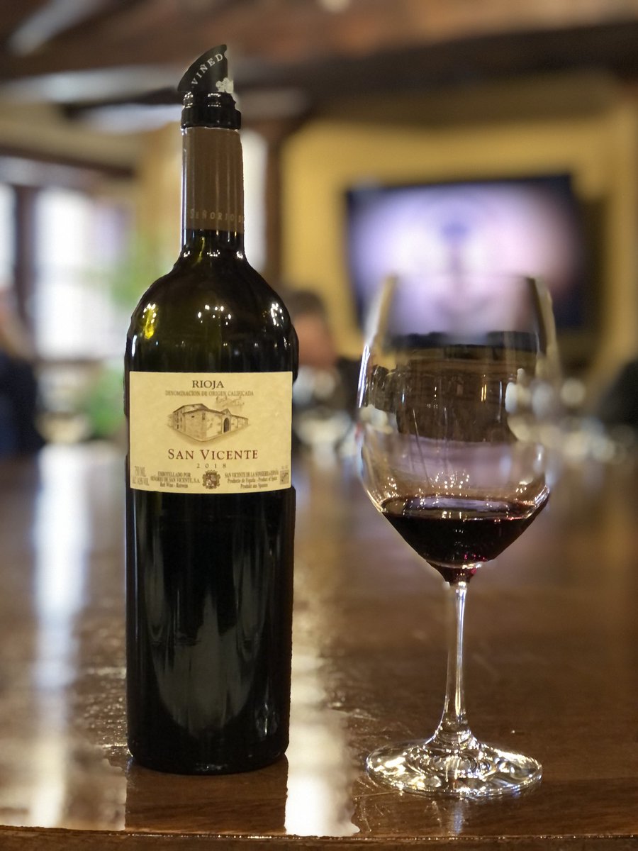 Gran visita a Viñedos y Bodegas Sierra Cantabria!
Paisaje en botella hecho realidad…
<a href="/vilaviniteca/">vilaviniteca</a> #sierracantabria #tesolamonja #sanvicente <a href="/RiojaWine_ES/">Rioja Wine España</a> #rioja #puntido #viñedosdepaganos #tempranillo