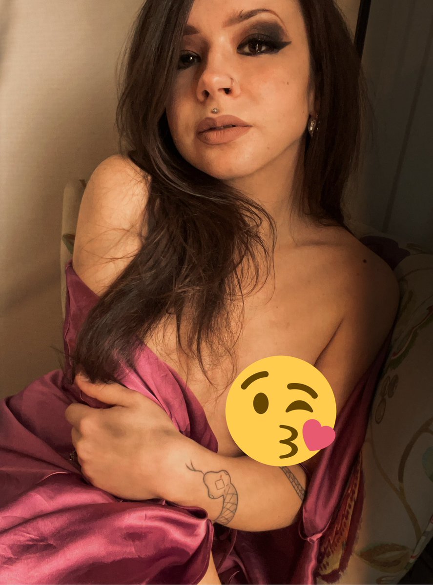 New content posted weekly on my OnlyFans! If you’re not following me already, you’re missing out! 🔥🔥🔥#onlyfans #promo #hotwitchclub