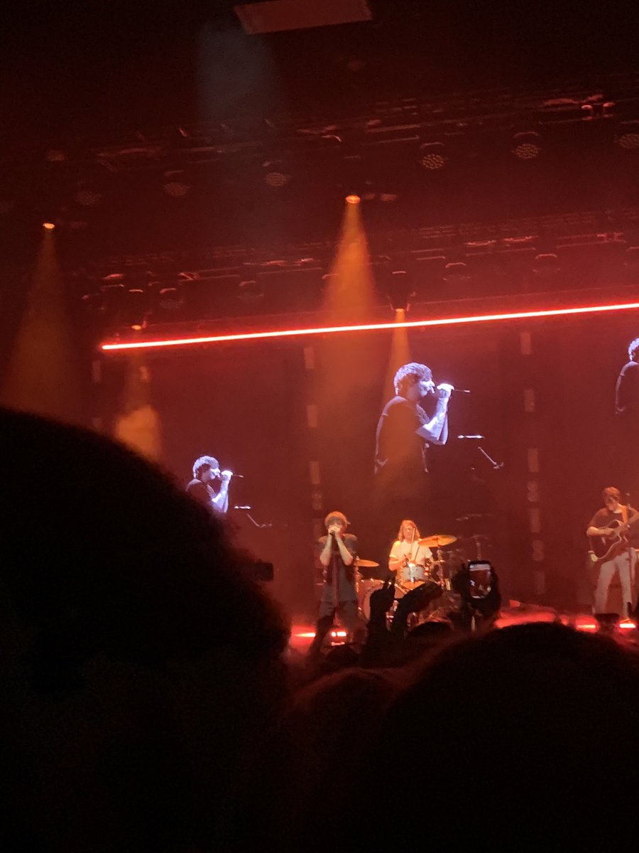 cececurlysheep's tweet photo. You the habit that I can’t break ! #LTWTParis2 https://t.co/ezYnvmnnpK