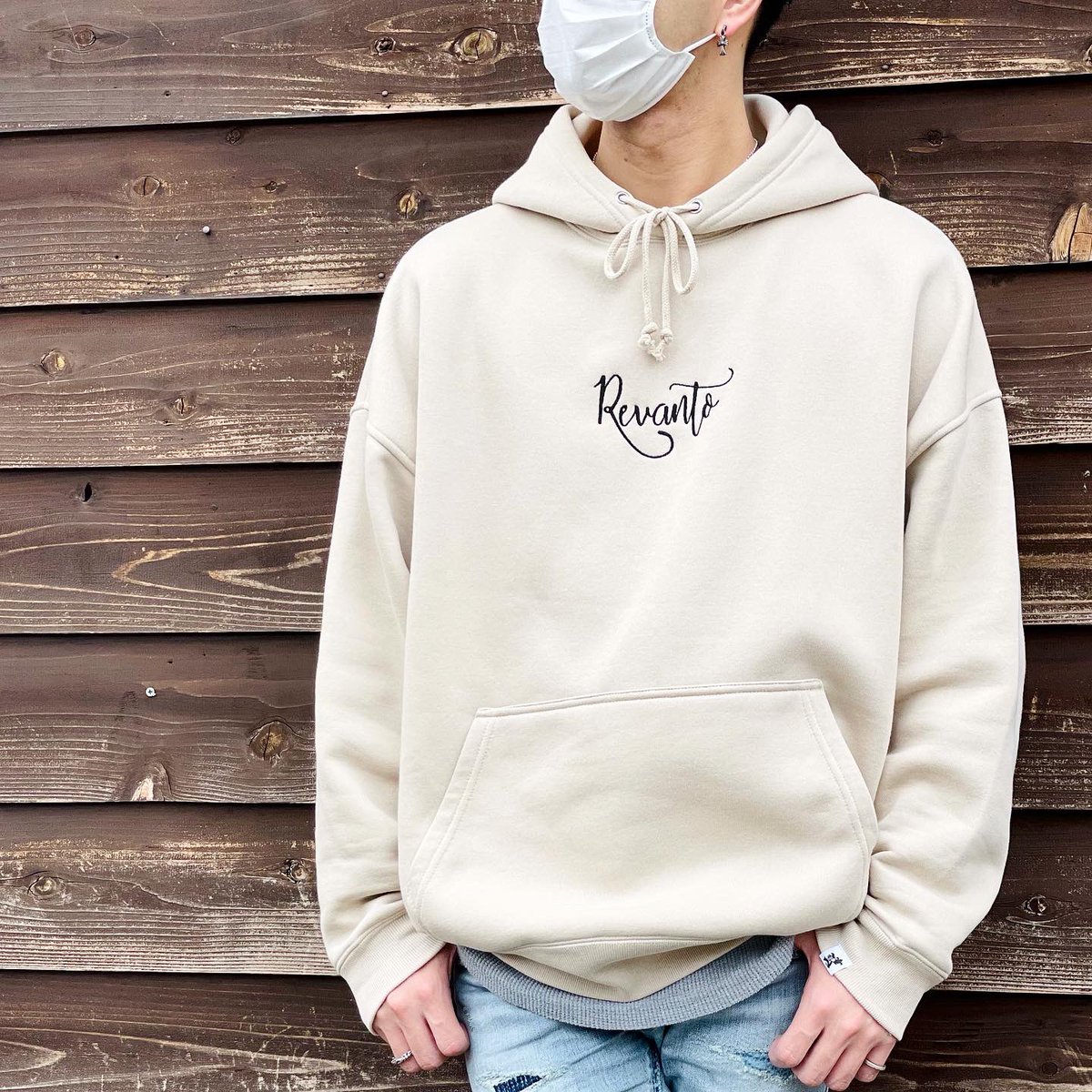 _revanto_'s tweet photo. New arrival.
[ REVANTO Logo Hoodie -Big silhouette TYPE- ].
@_revanto_ .
.
Now online.
.
#revanto #kanazawa #vanquish #legenda #legenda_tokyo #onlineshop #streetfashion #unisexfashion #oversize #金沢 https://t.co/gc5G5qIfP4